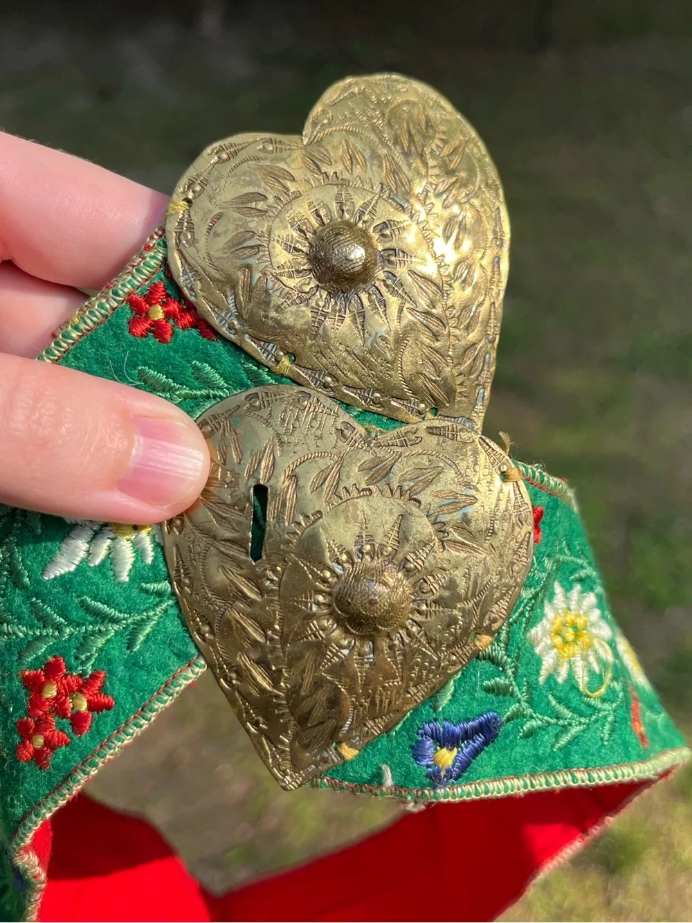 Vintage Handmade Austrian Edelweiss Floral Embroidered Belt Metal Heart Buckle